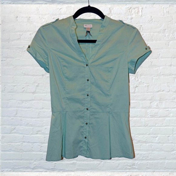 3/$15 🌺Dynamite Teal Button Down Blouse - Picture 3 of 9